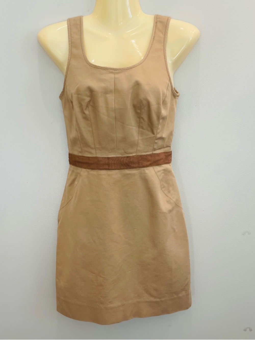 Club Monaco Tan Executive Amber Sheath Neutral Beige Tank Contrast Band Size 00